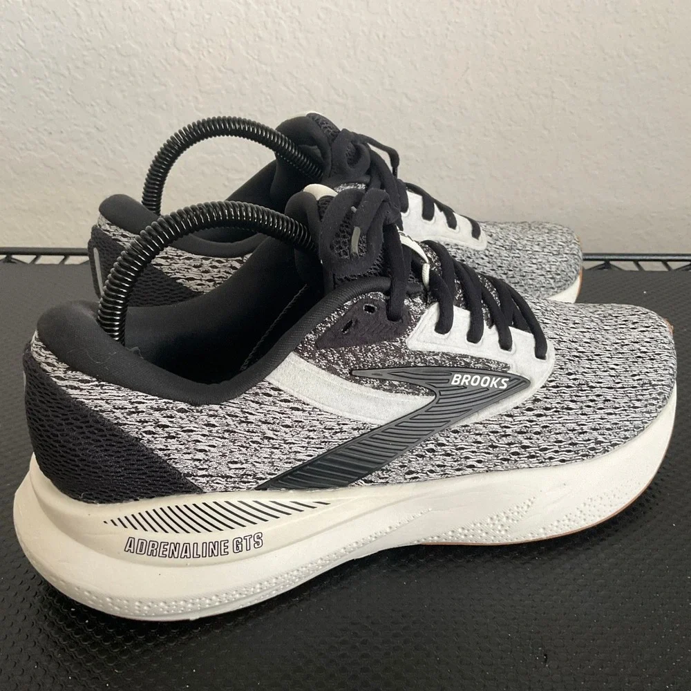 Brooks Adrenaline GTS 24 Womens Running Shoes Grey Black 1204261B132 Size 8.5